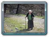 la abuela no solo planta tambien canta y balila